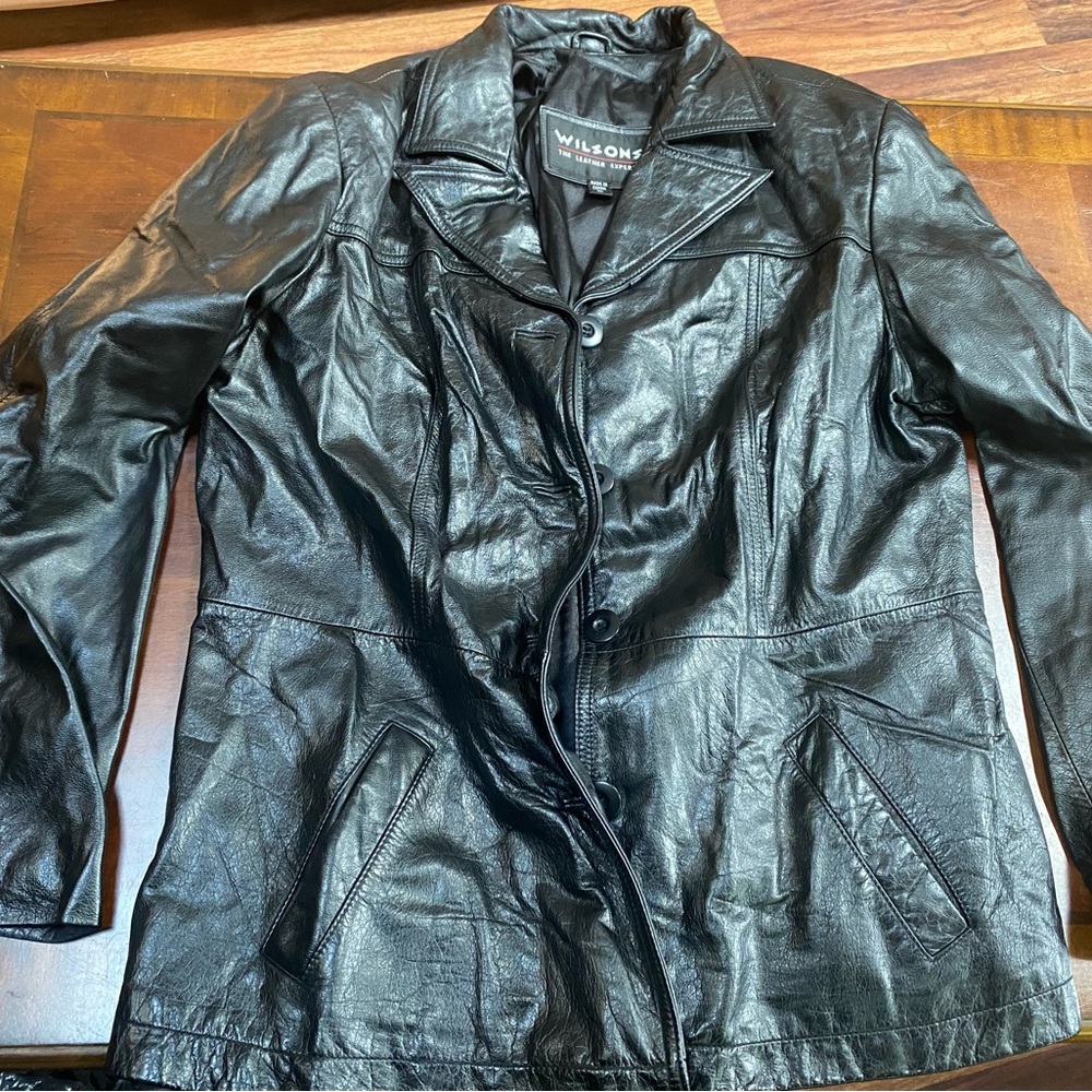 Wilson Ladies size XL black leather jacket